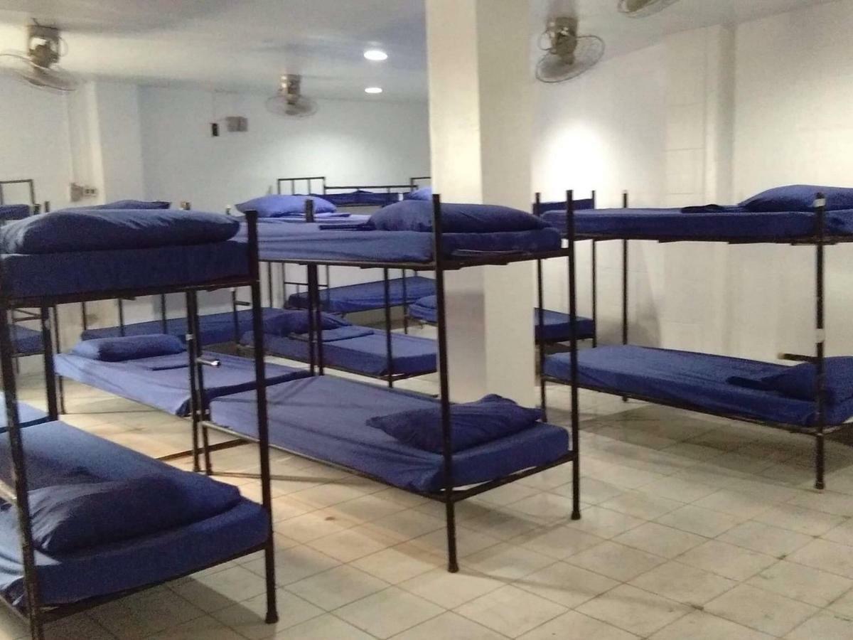 Bahay Ng Lahat Manille Extérieur photo