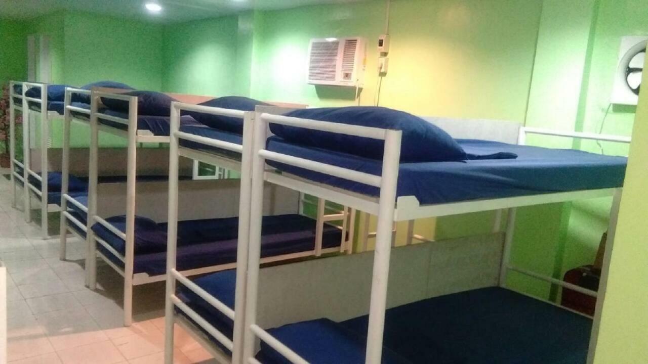 Bahay Ng Lahat Manille Extérieur photo